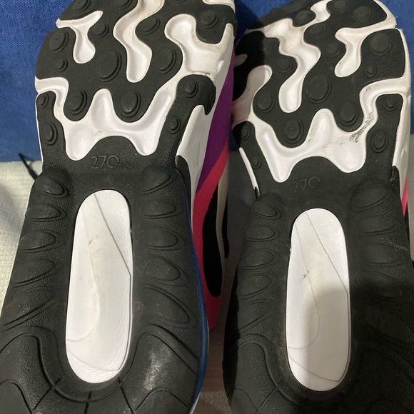 nike air max 270 react women's size 7Y - Picture 3 of 4